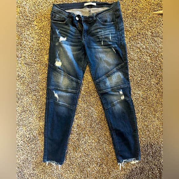 KanCan skinny jeans - Picture 1 of 3